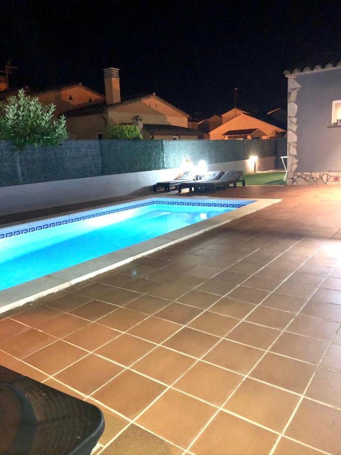 Casa En L Escala Con Piscina Y Wifi Free Villa L' Escala Екстериор снимка