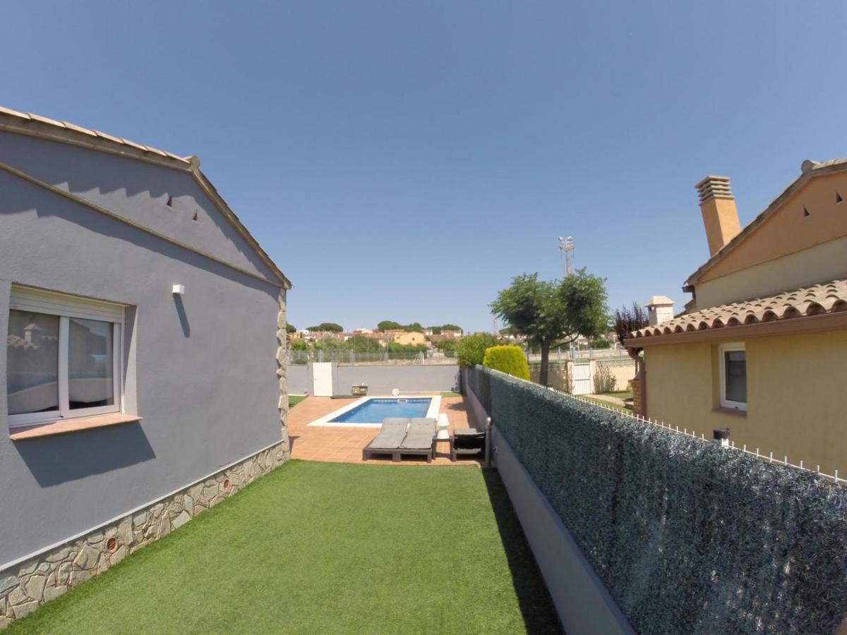 Casa En L Escala Con Piscina Y Wifi Free Villa L' Escala Екстериор снимка