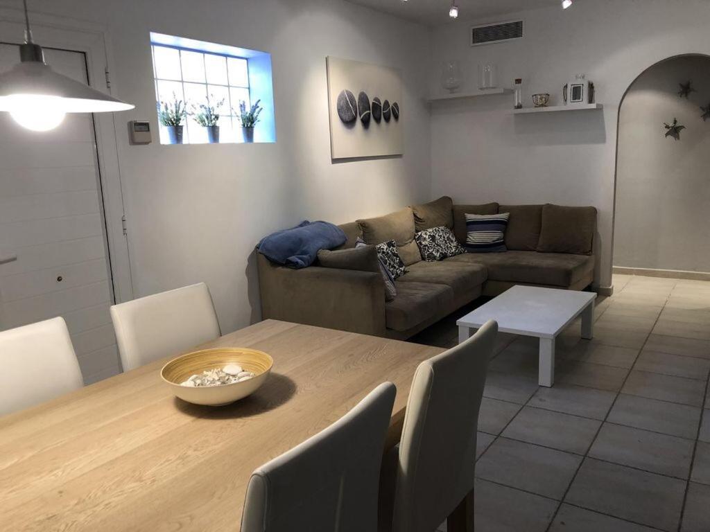 Casa En L Escala Con Piscina Y Wifi Free Villa L' Escala Екстериор снимка